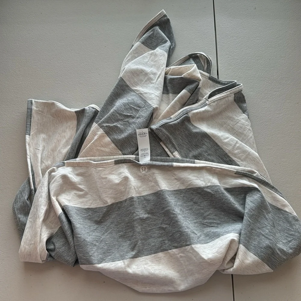 Lululemon Sage Scarf (Cotton) Bold Stripe Medium Grey Heathered Angel Cardigan